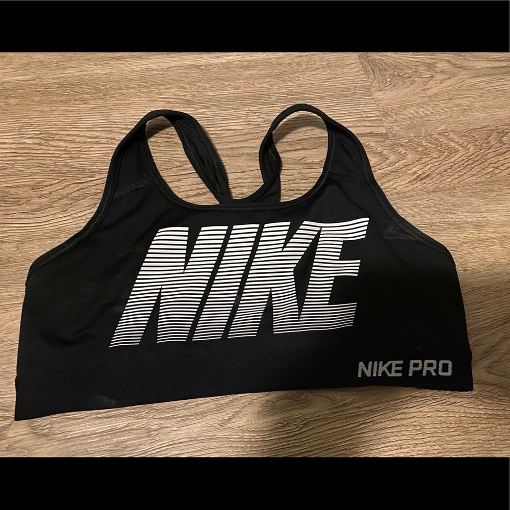 nike pro sports bra